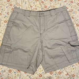 Women’s Columbia Khaki Cargo Hiking Shorts